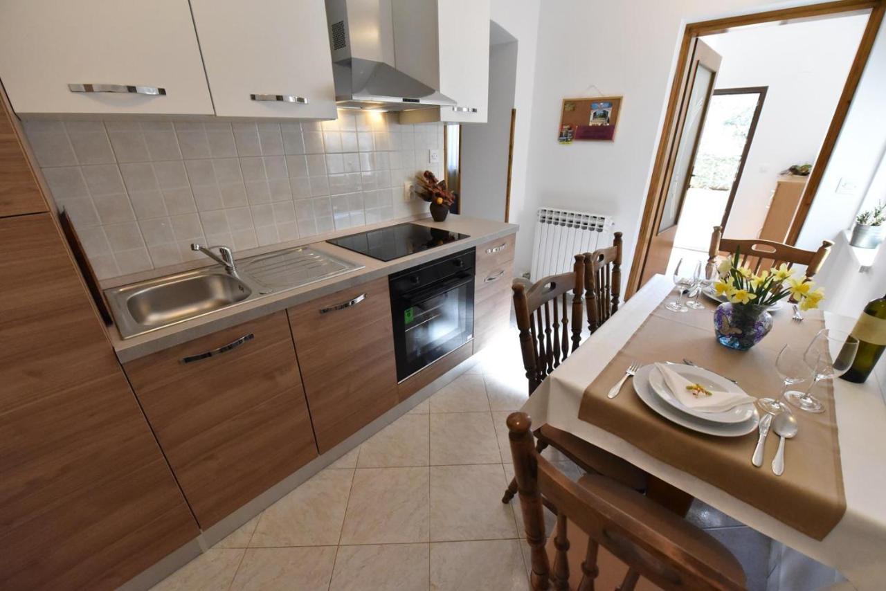 Apartment Nona Tar-Vabriga Exteriér fotografie
